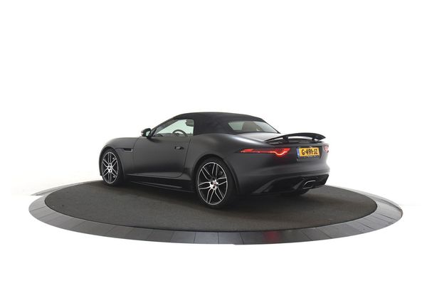 Jaguar F-Type 2.0 Chequered Flag 221 kW image number 3