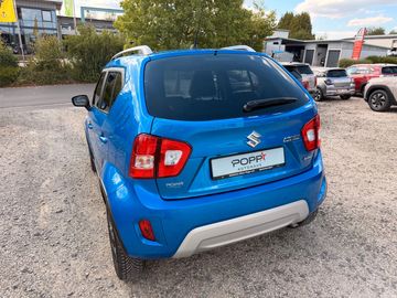 Car image 5