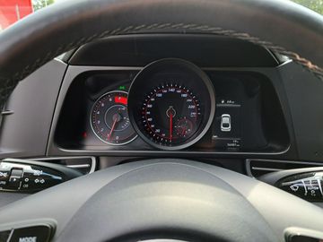 Car image 27