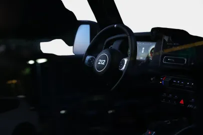 Car image 20