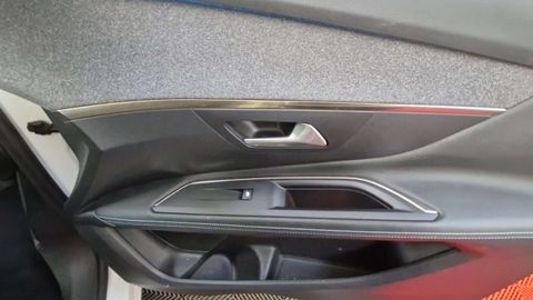 Car image 41