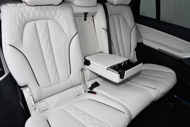 BMW X7 xDrive40i 280 kW image number 27