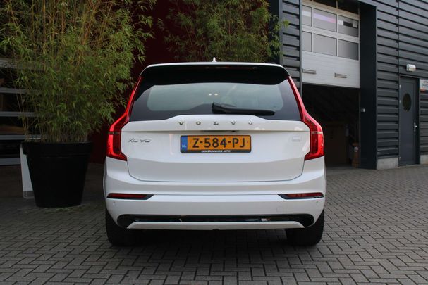 Volvo XC90 T8 Recharge AWD 335 kW image number 10