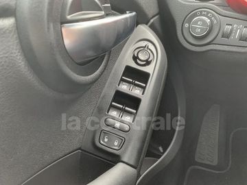 Car image 38