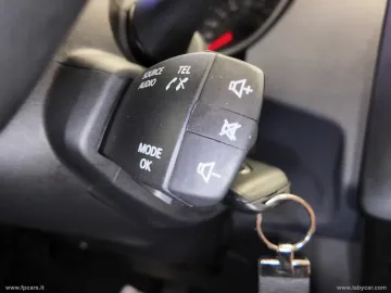 Car image 37