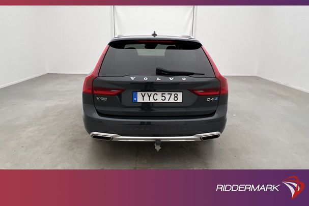 Volvo V90 Cross Country D4 AWD 140 kW image number 2