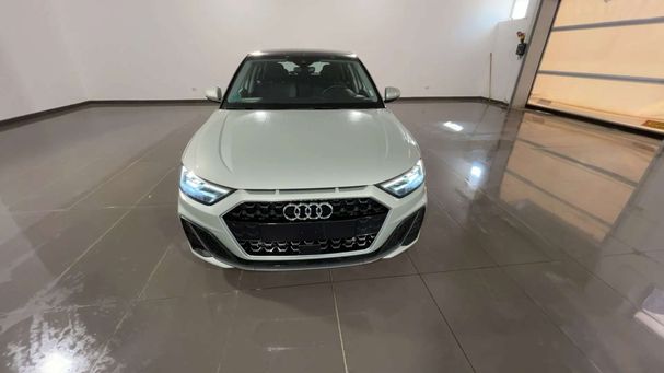 Audi A1 30 TFSI S-line Sportback 81 kW image number 3