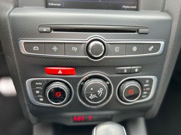 Car image 30