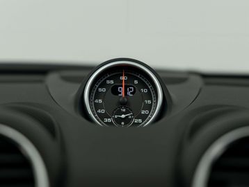 Car image 38