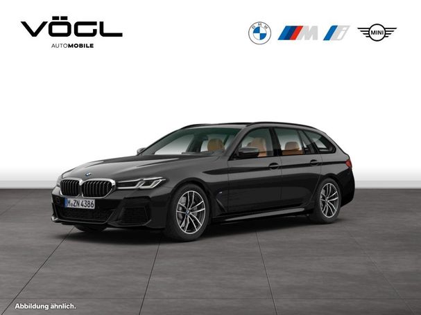 BMW 520d Touring M Sport 140 kW image number 1