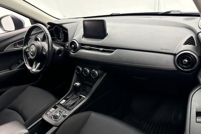 Car image 23