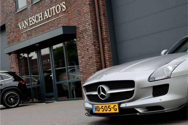 Mercedes-Benz SLS AMG Roadster 421 kW image number 17