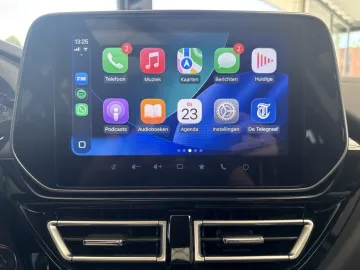 Car image 36