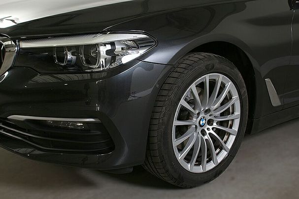 BMW 520d Touring 140 kW image number 9