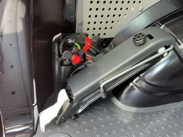 Car image 29