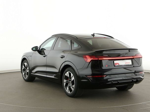 Audi Q8 55 quattro e-tron S-line Sportback 300 kW image number 4