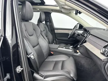 Car image 34