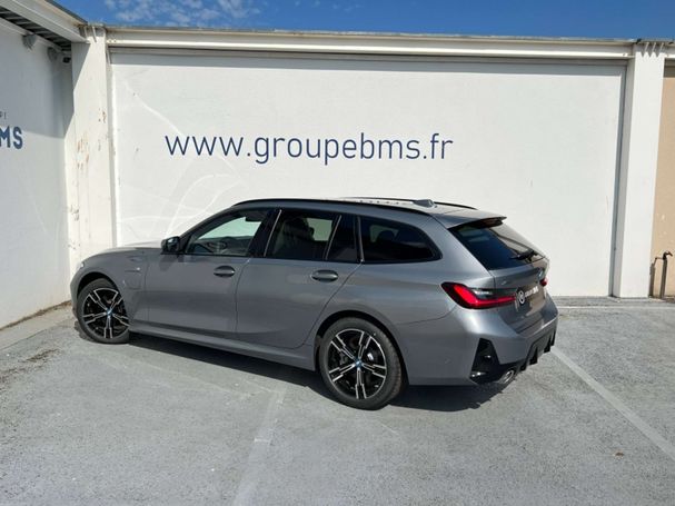 BMW 330 Touring xDrive 137 kW image number 5