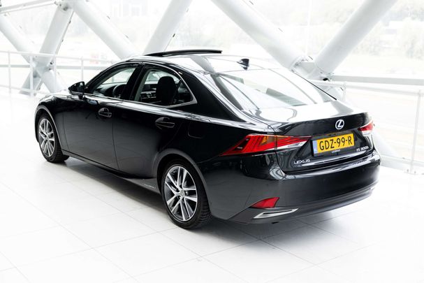 Lexus IS 300 H 164 kW image number 22