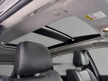 Car image 38
