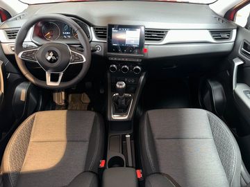 Car image 11