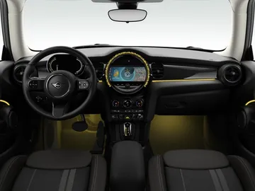 Car image 26