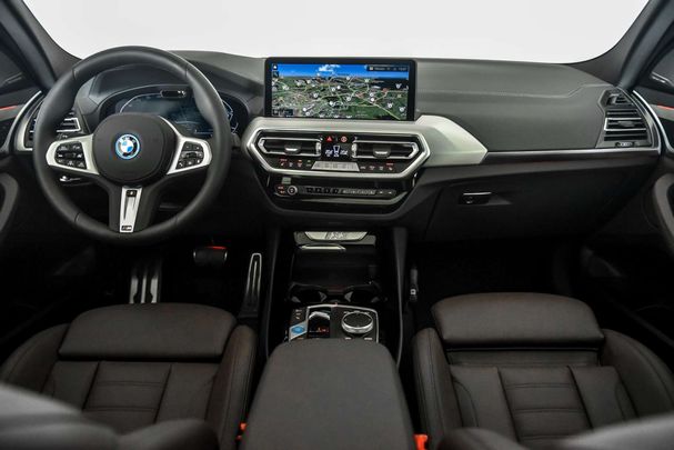 BMW iX3 80 kWh 210 kW image number 9