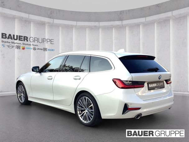 BMW 320d Touring Luxury Line 140 kW image number 4