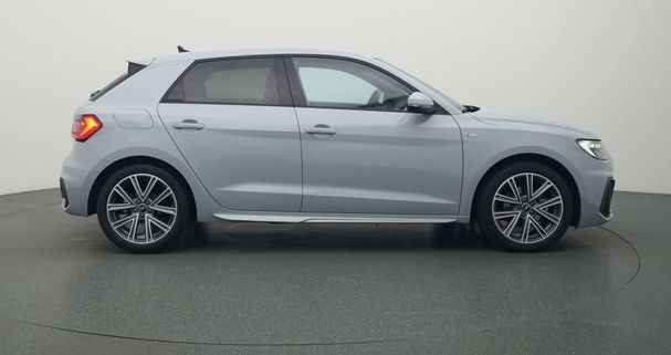 Audi A1 35 TFSI S tronic S-line Sportback 110 kW image number 2