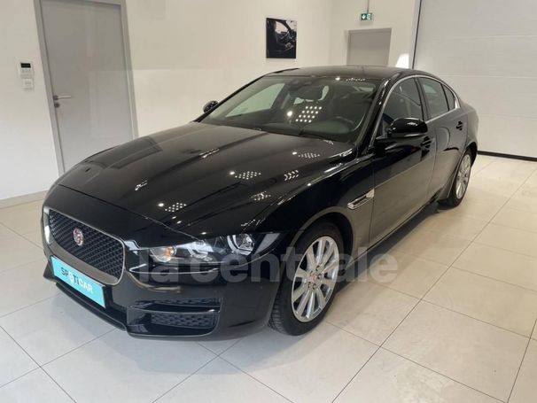 Jaguar XE 132 kW image number 1