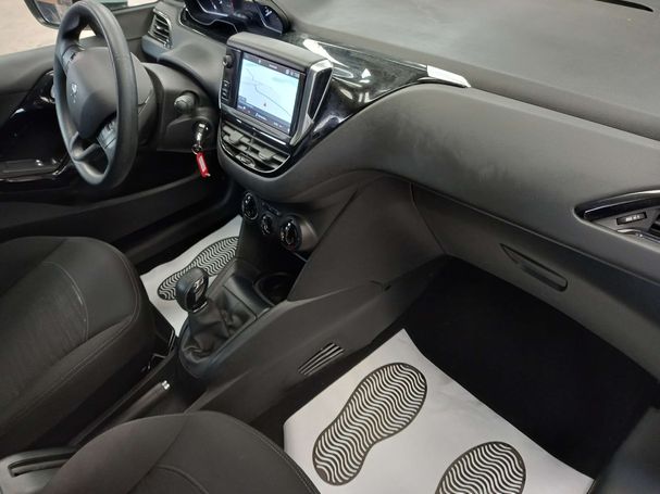 Peugeot 208 PureTech 82 60 kW image number 5