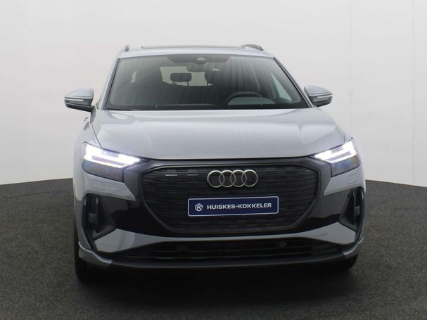 Audi Q4 45 e-tron 210 kW image number 9