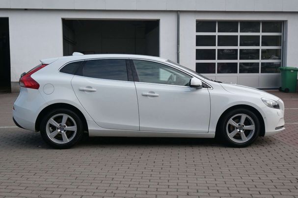 Volvo V40 D2 Momentum 84 kW image number 7