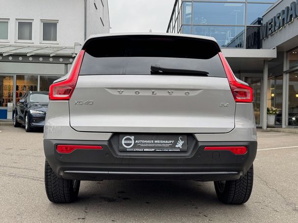 Volvo XC40 B4 Dark Ultimate 145 kW image number 1