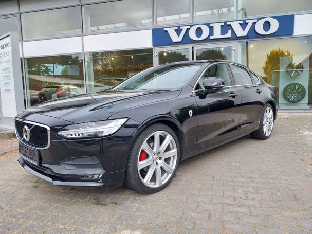 Volvo S90 D4 AWD Momentum 140 kW image number 1