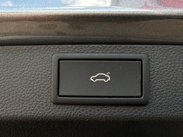 Car image 41