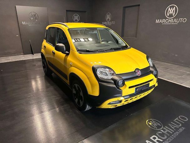 Fiat Panda Cross 1.0 Hybrid City 51 kW image number 2