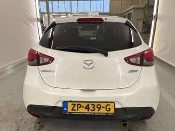 Car image 15