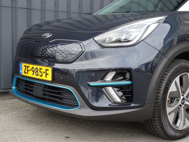 Kia Niro e 64 kWh 150 kW image number 38