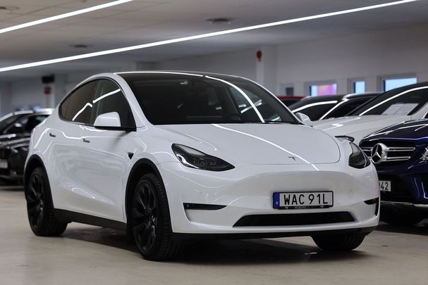 Tesla Model Y Long Range AWD 378 kW image number 6