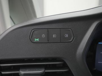 Car image 38