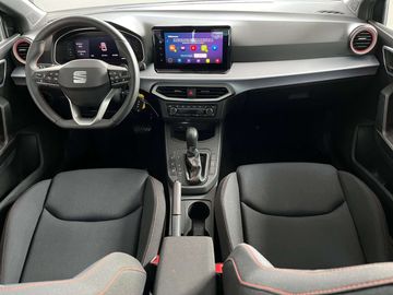 Car image 13