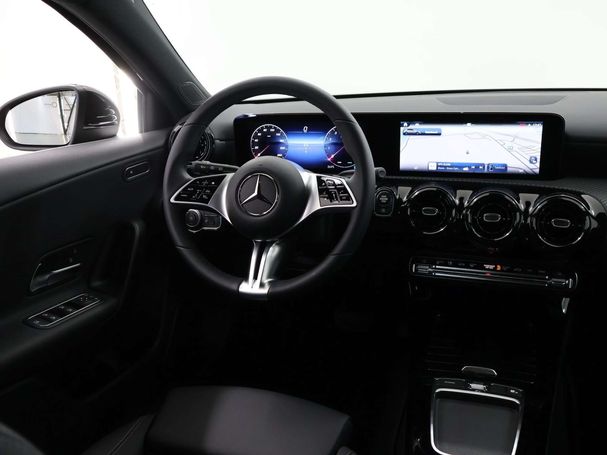 Mercedes-Benz A 180 100 kW image number 22