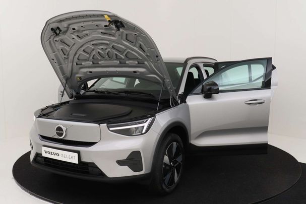 Volvo XC40 Single Motor Essential 175 kW image number 33