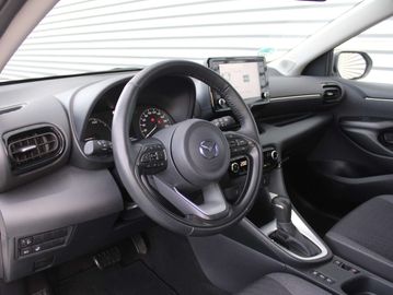 Car image 26