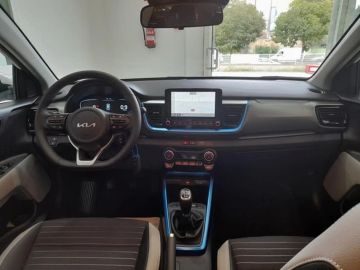 Car image 24