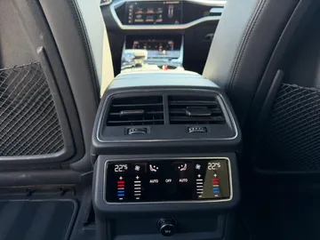 Car image 39