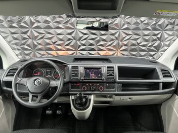 Car image 40