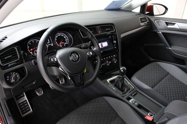 Volkswagen Golf 1.0 TSI Comfortline 85 kW image number 12