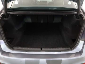 Car image 37